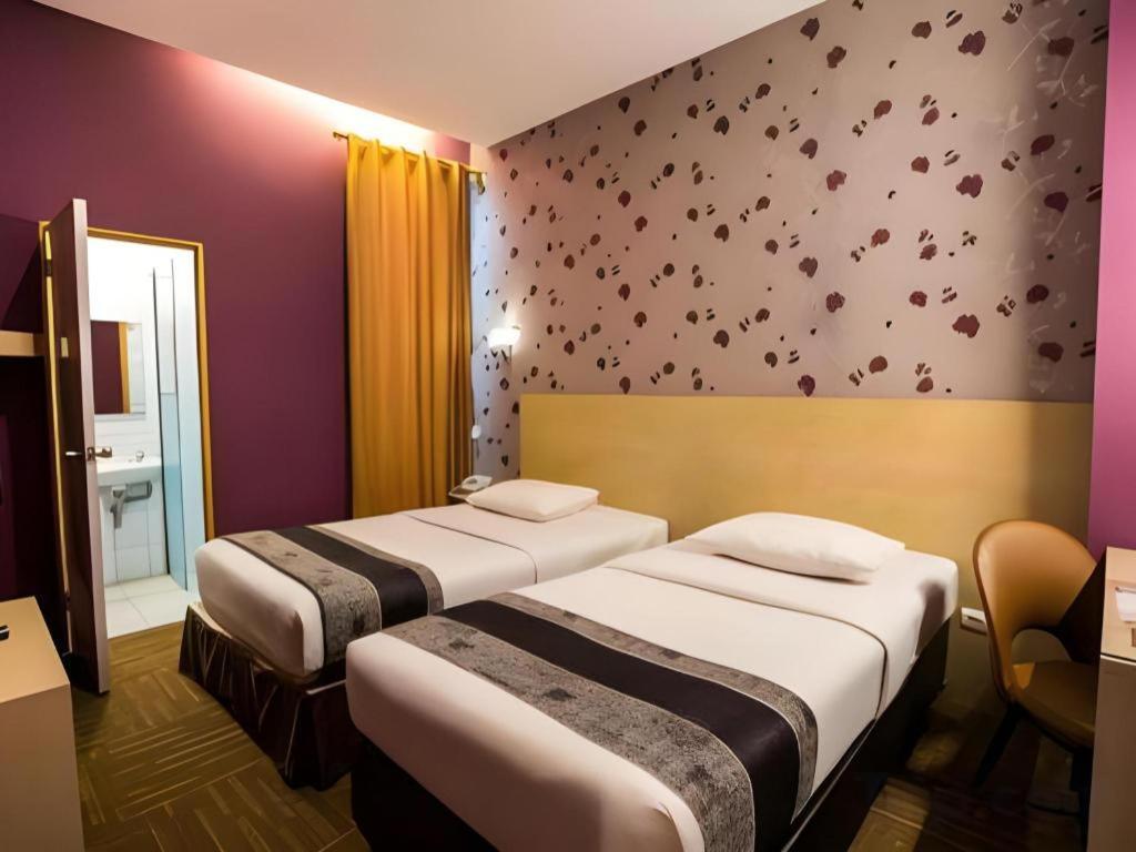 Mine Home Hotel By Sovia Bandung Bagian luar foto
