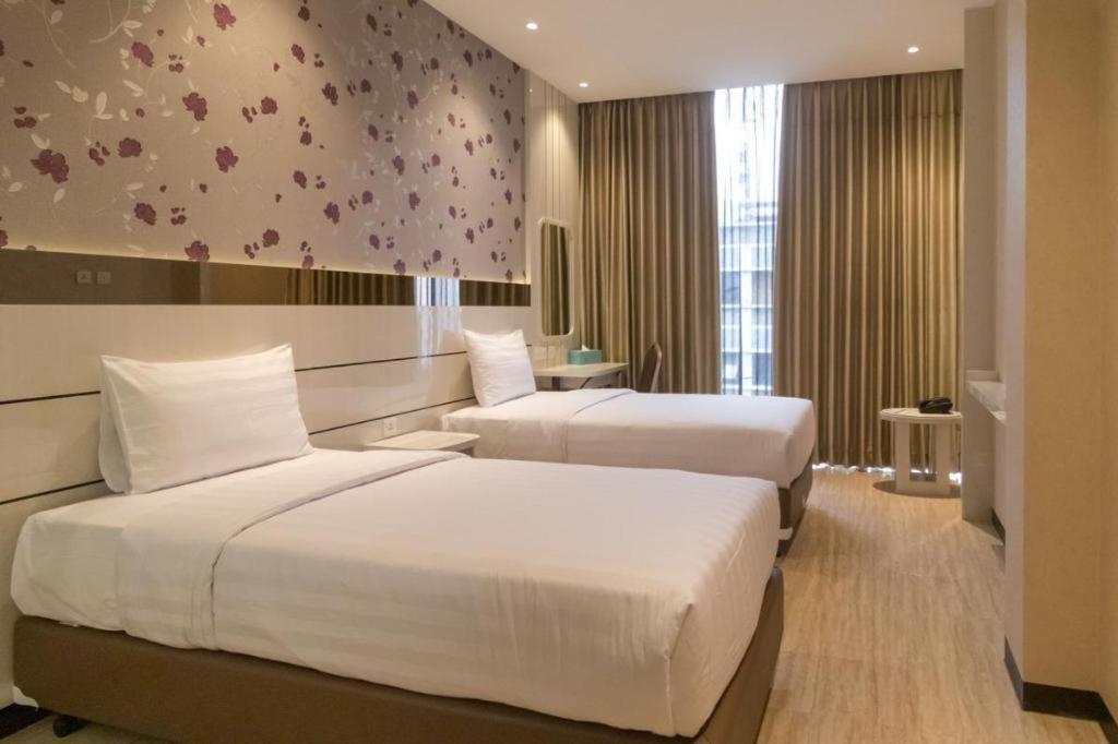 Mine Home Hotel By Sovia Bandung Bagian luar foto