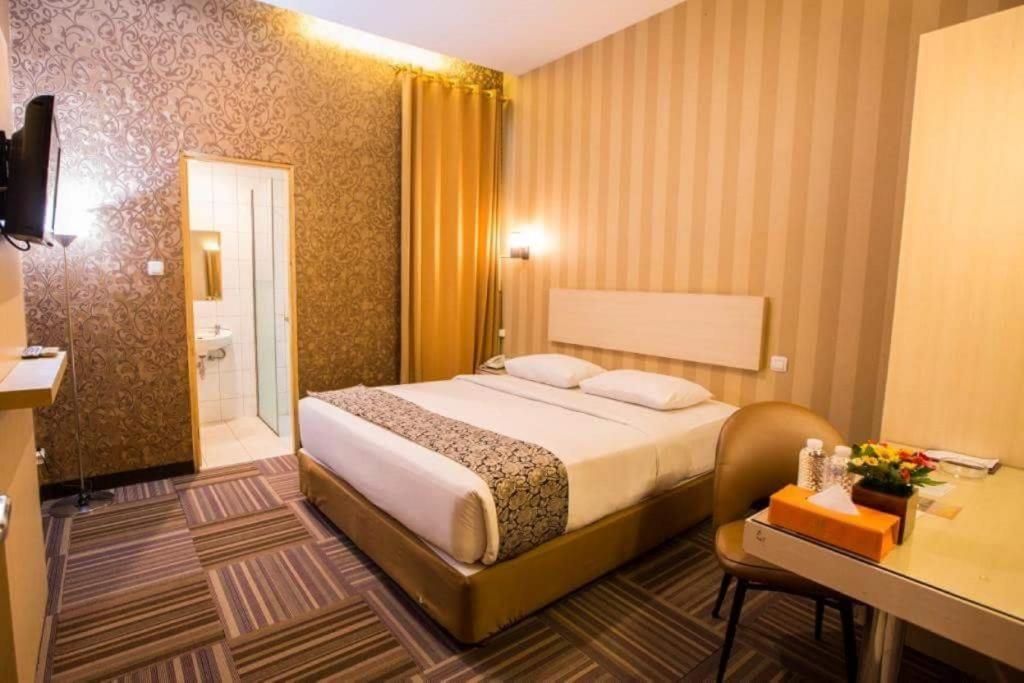 Mine Home Hotel By Sovia Bandung Bagian luar foto