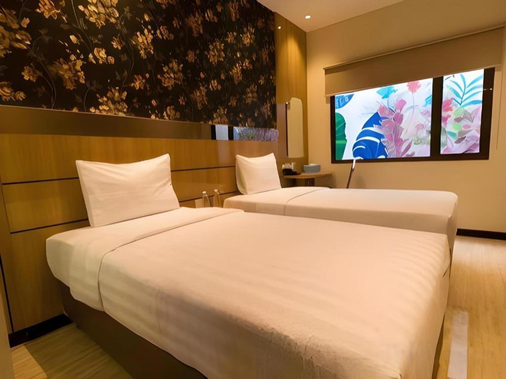 Mine Home Hotel By Sovia Bandung Bagian luar foto